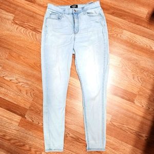 Levi Denizen ultra high rise super skinny light wash jeans
